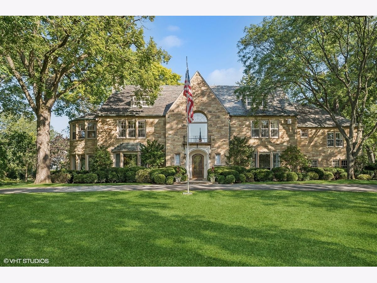 Homes For Sale Woodley Road Winnetka Illinois, 32 Woodley Road