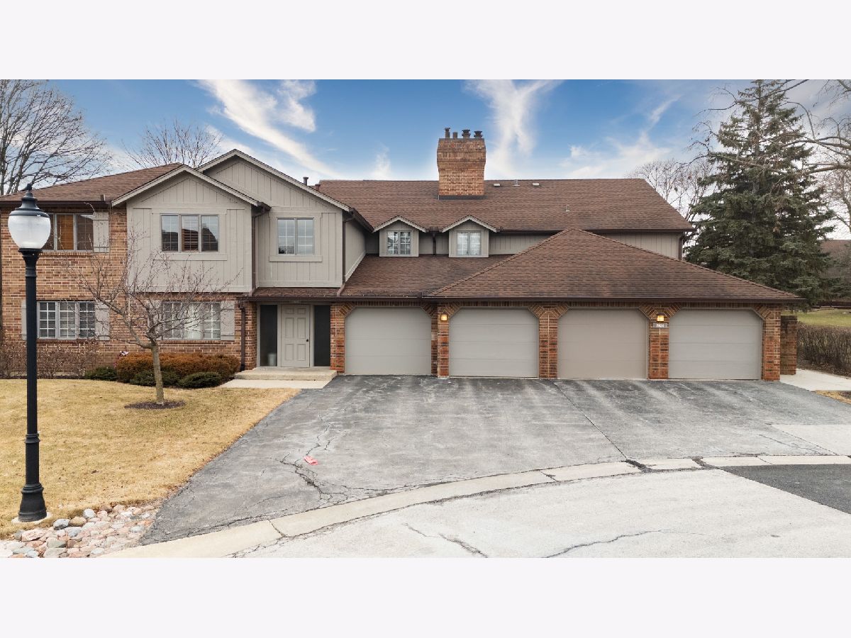 Condos & Townhomes Sold Oak Hills Palos Heights Illinois, 7920 Lakeview