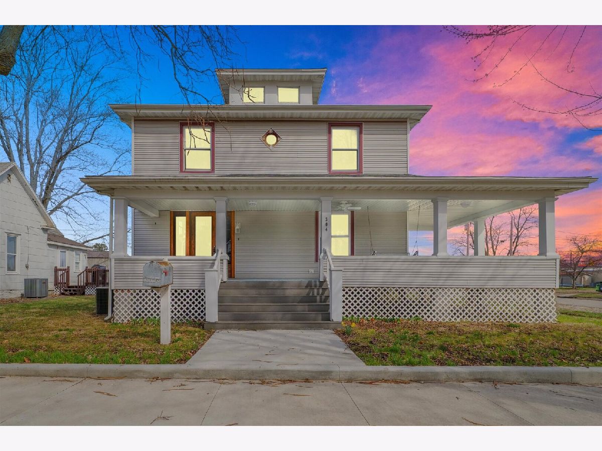  Sold Sullivan Illinois, 304 Harrison