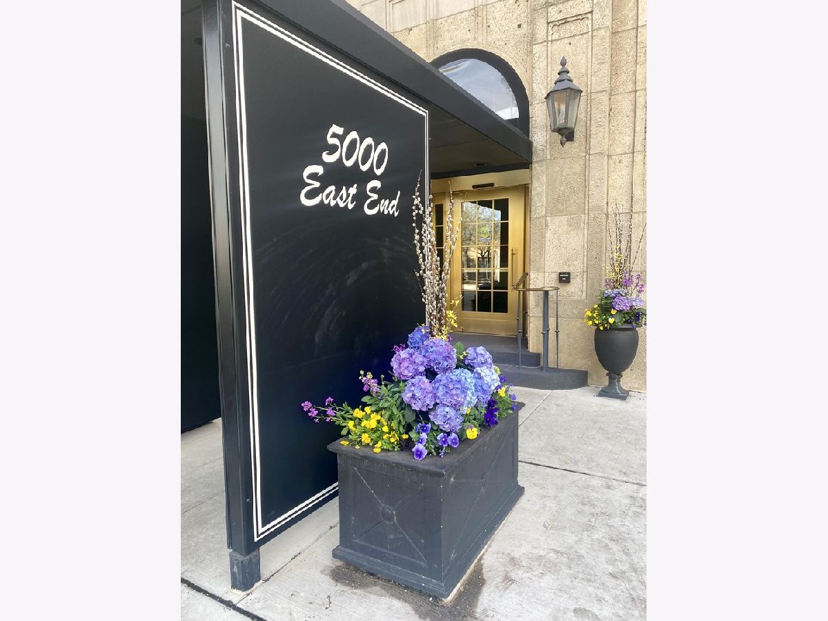 Condominiums Sold 5000 East End Building Chicago Illinois, 5000 East End
