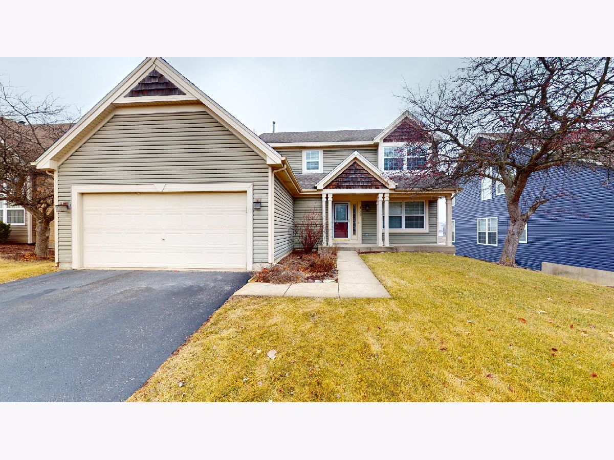 Homes Sold Sugar Ridge South Elgin Illinois, 1092 Camden