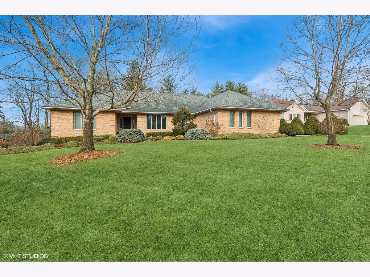 Homes Sold Dominion Heights Woodstock Illinois, 14266 Castlebar