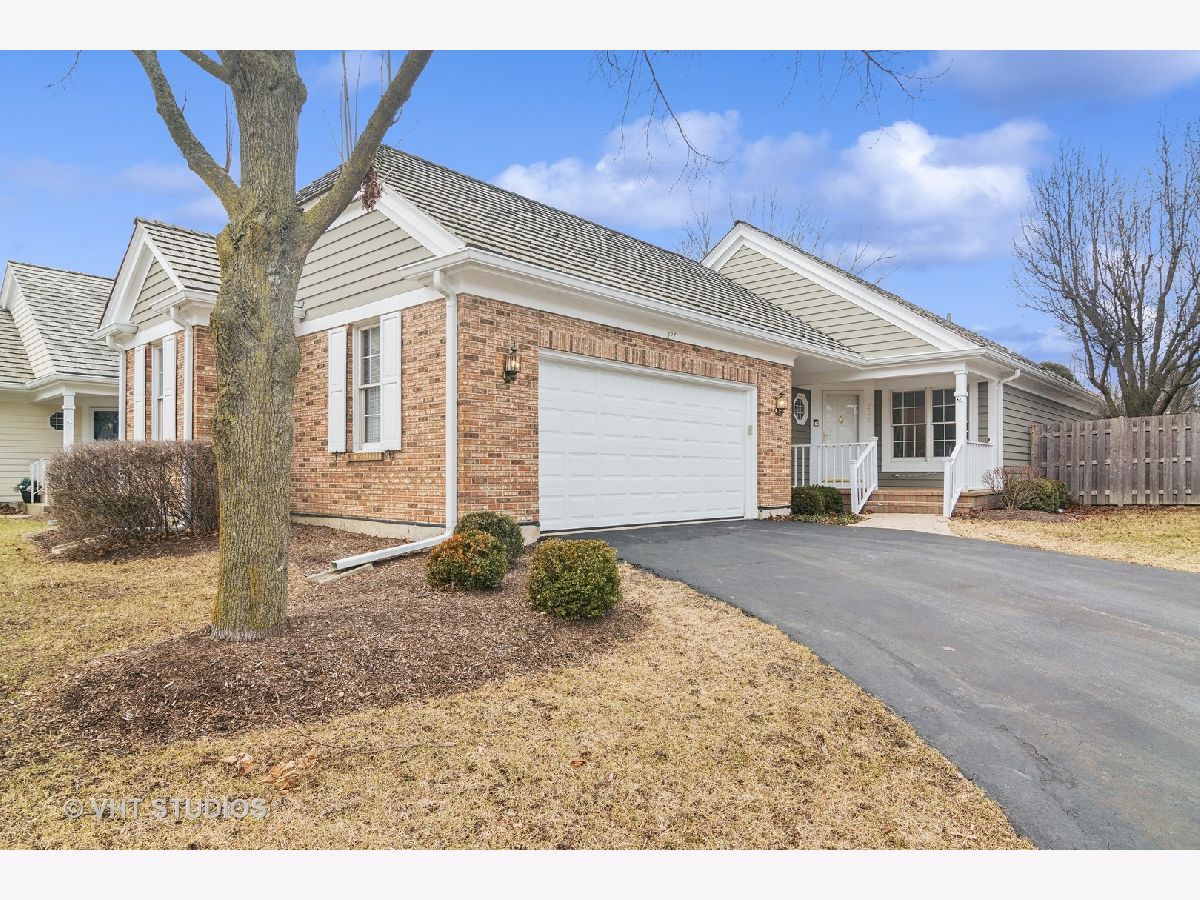 Homes & Condos & Townhomes Sold Park Barrington Barrington Illinois, 427 Park Barrington