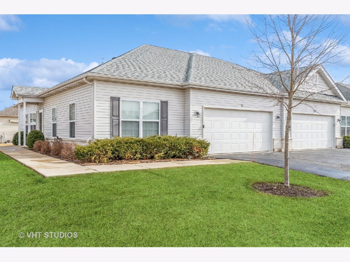 Condos & Townhomes & Homes Sold Patriot Estates Mchenry Illinois, 916 Yorktown