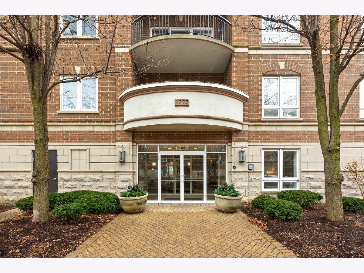 Condominiums Sold Cambria Des Plaines Illinois, 1277 Thacker