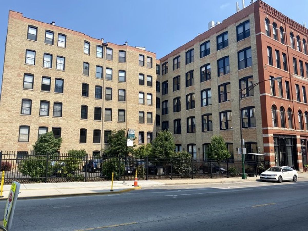 Condos & Townhomes Rented City Towne Lofts Chicago Illinois, 525 Halsted