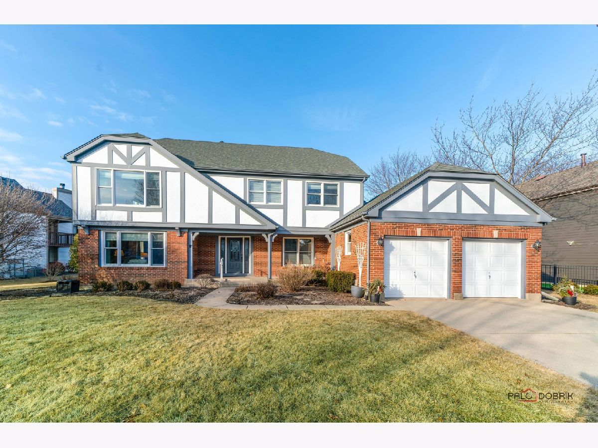 Townhomes & Condos & Homes Sold Woodlands Of Fiore Buffalo Grove Illinois, 609 Raintree