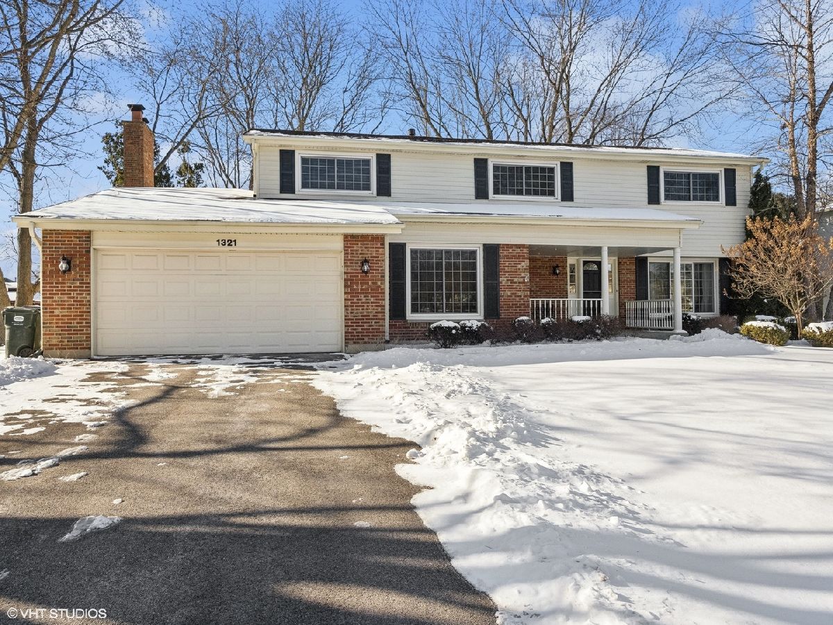 Homes Sold Whytecliff Palatine Illinois, 1321 Whytecliff