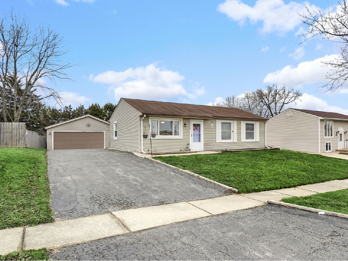 Homes & Condos & Townhomes Sold Arbury Hills Mokena Illinois, 19519 Walnut