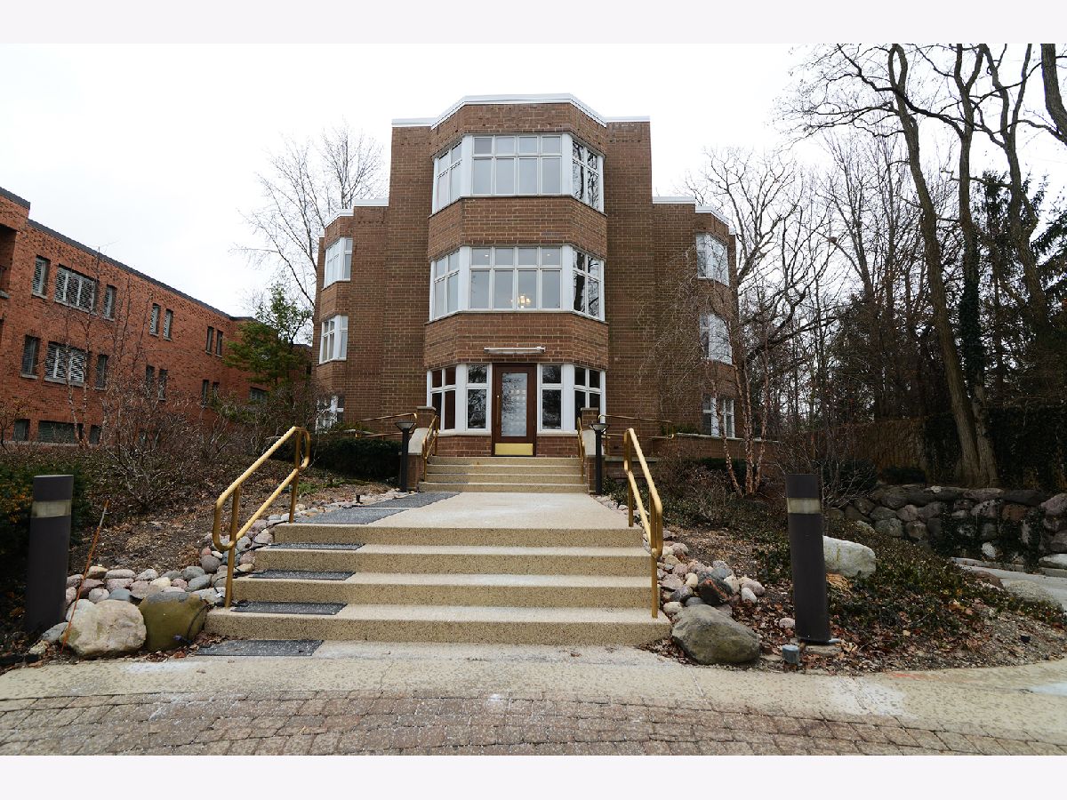  Rented Lake Forest Illinois, 85 Laurel