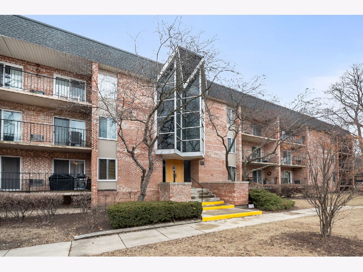 Condos & Townhomes Sold Mill Crossing Naperville Illinois, 1041 Mill