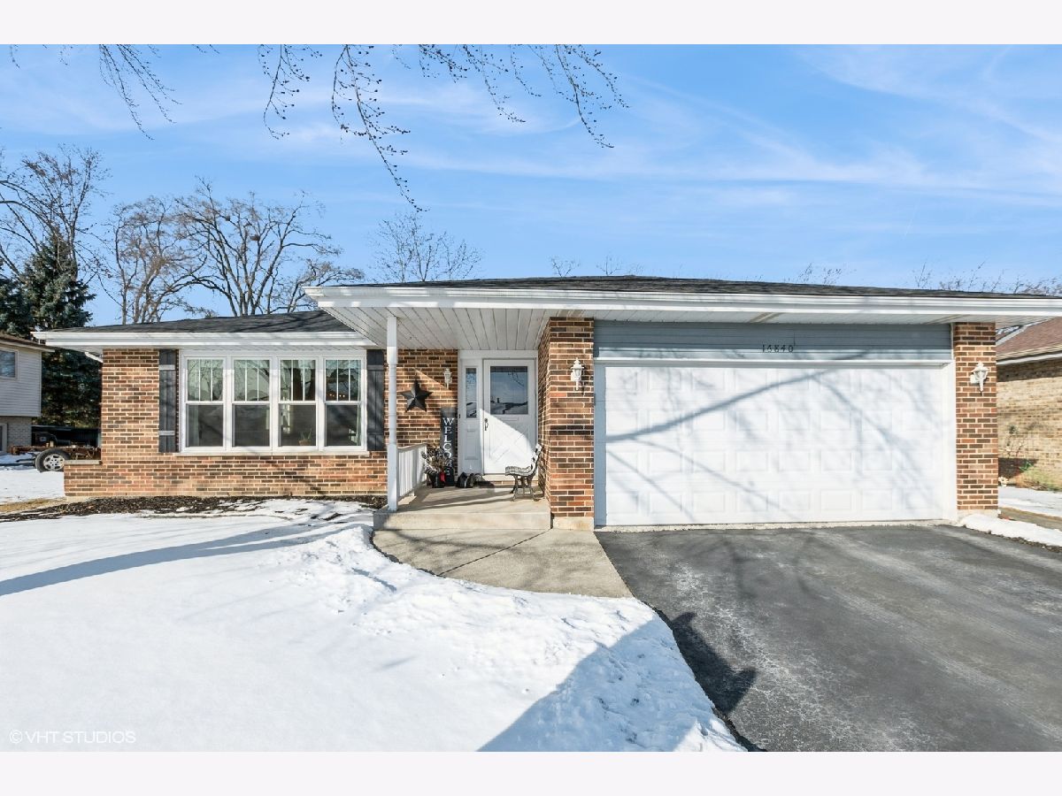 Condominiums & Homes Sold Cherry Creek Tinley Park Illinois, 16840 Cherry Creek