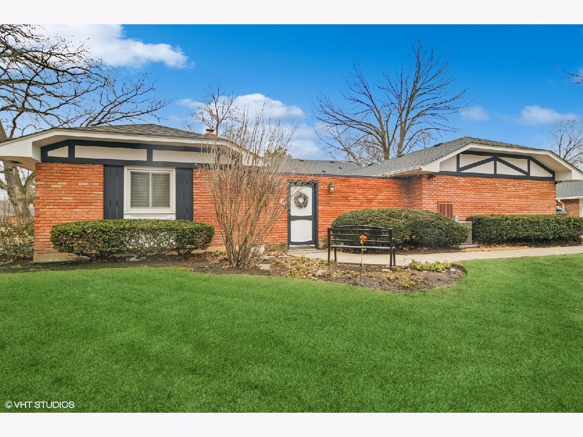 Townhomes Sold Winthrop Village Rolling Meadows Illinois, 4 Dunbar