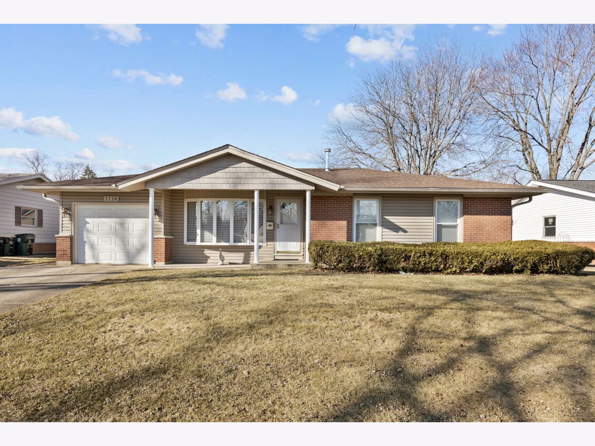 Homes Sold Centex Elk Grove Village Illinois, 1114 Carswell