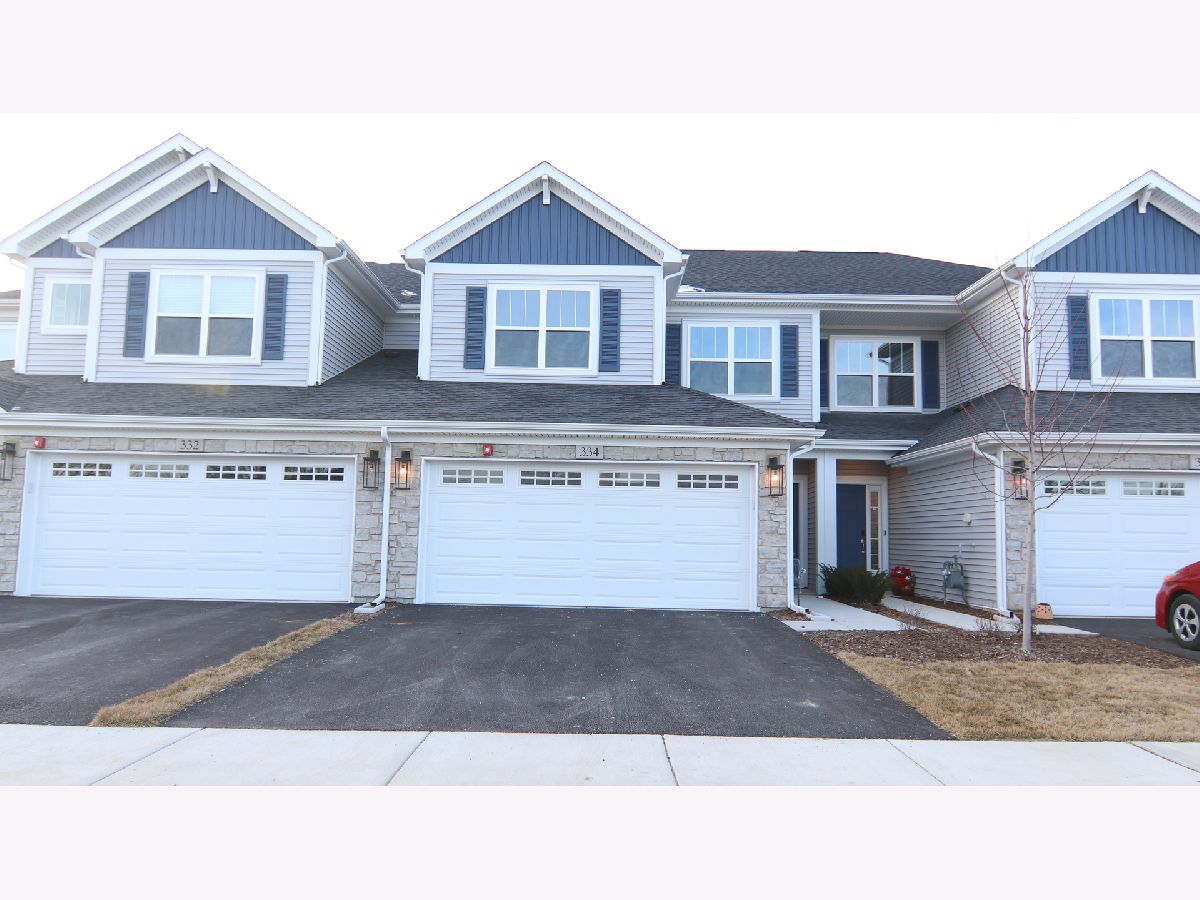  Rented Addison Illinois, 334 Masters