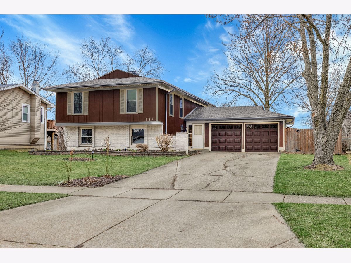 Townhomes & Condos & Homes Sold Westlake Bloomingdale Illinois, 186 Lockwood