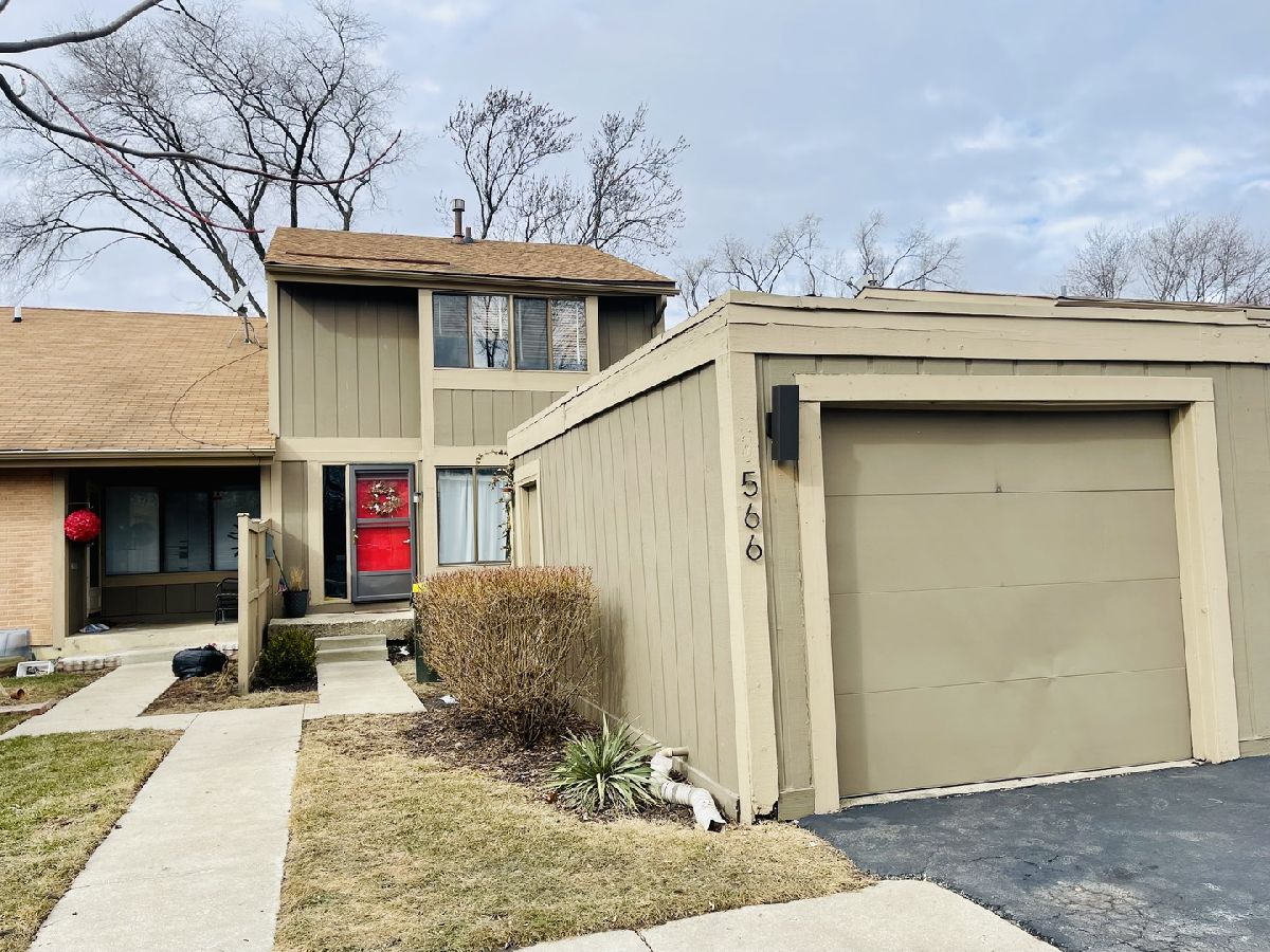 Townhomes & Condos & Homes Sold The Trails Roselle Illinois, 566 White Sands Bay