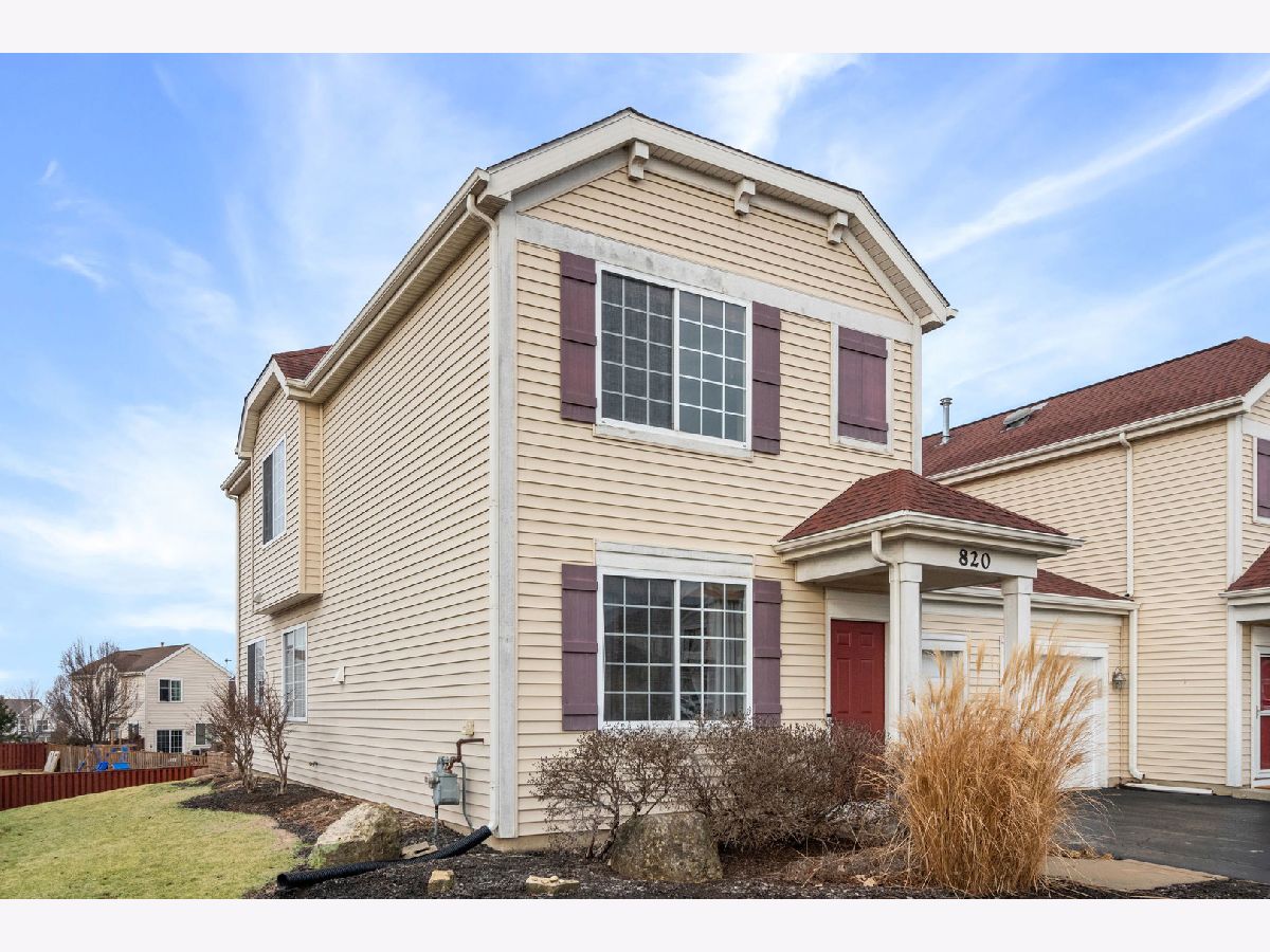 Townhomes & Homes Sold Summerfield Minooka Illinois, 820 Daniel
