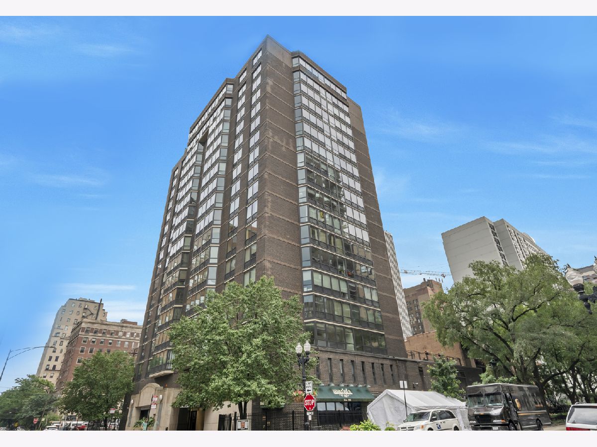 Condominiums Sold Hanover House Chicago Illinois, 21 Goethe