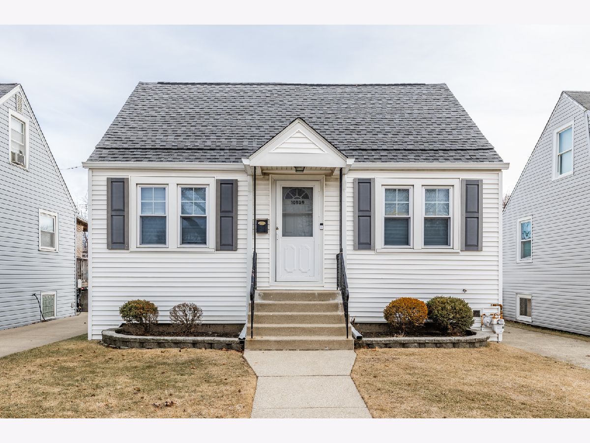 Rented Chicago Illinois, 10939 Lawndale