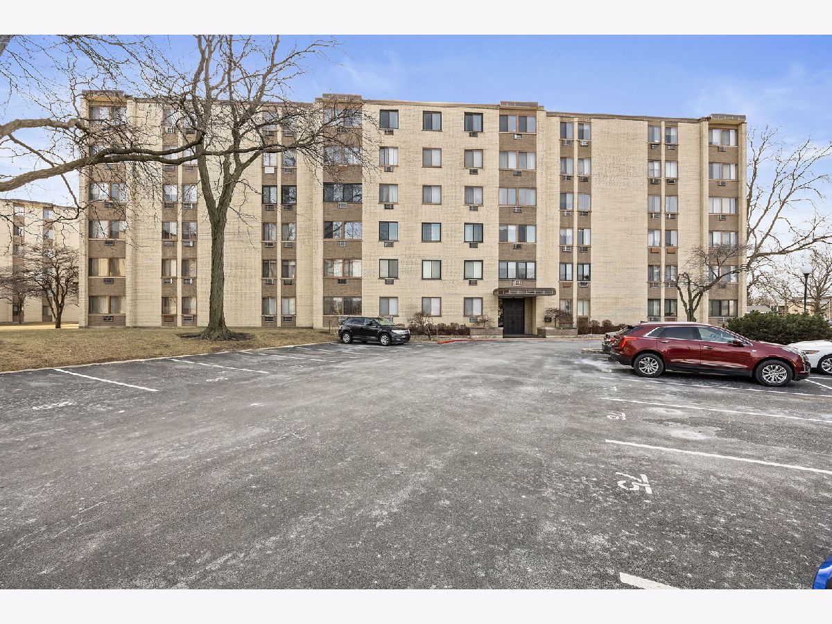 Condominiums Sold Shibui Oak Lawn Illinois, 9745 Karlov