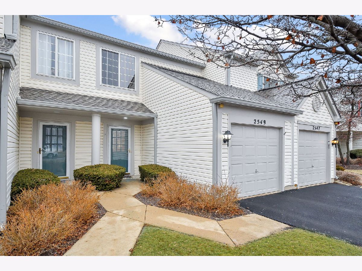 Townhomes Sold Carrolwood Naperville Illinois, 2549 Arcadia
