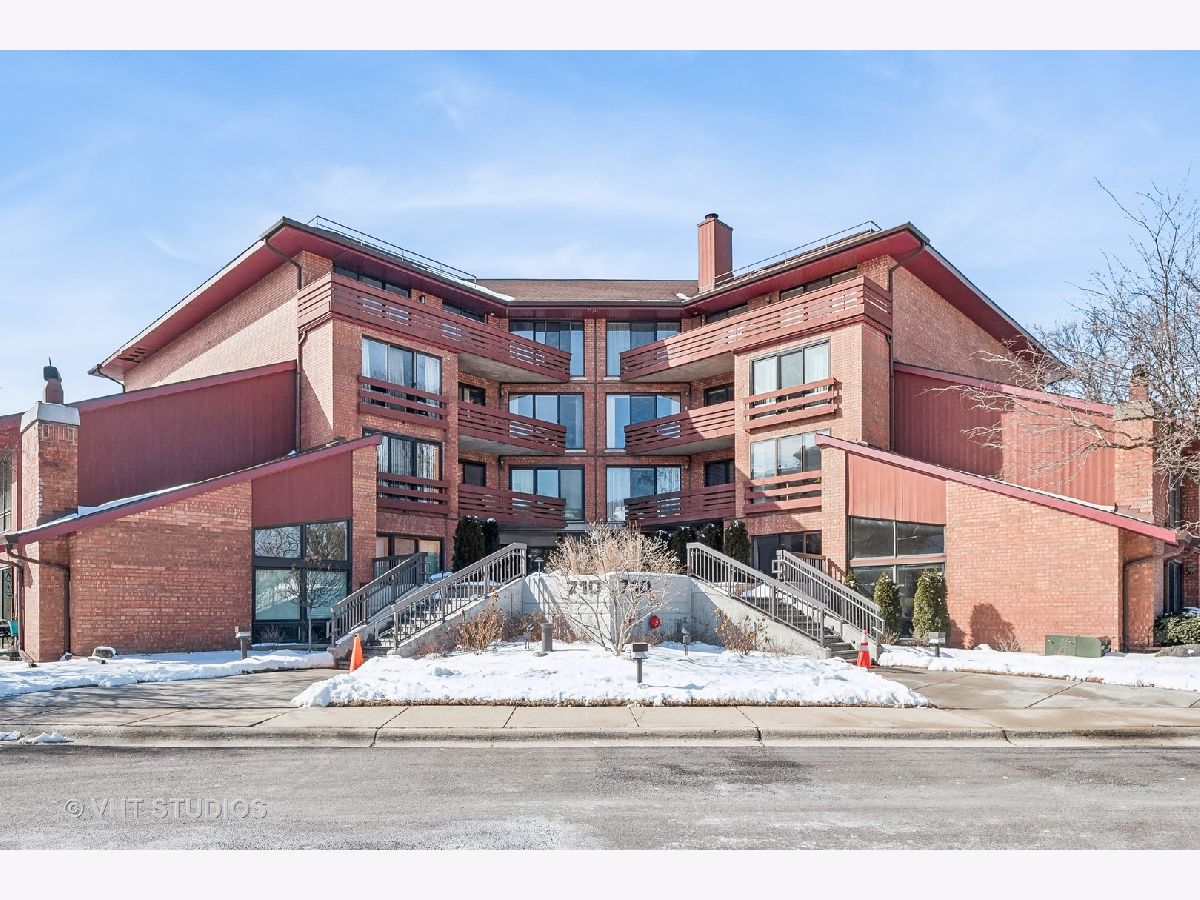 Condos & Townhomes Sold Orchard Glen Glenview Illinois, 710 Waukegan