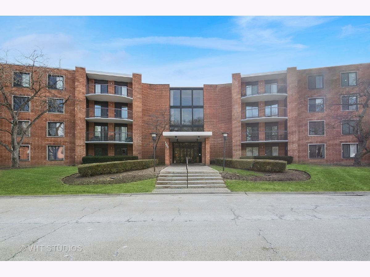 Condominiums Sold Dana Point Arlington Heights Illinois, 1605 Central