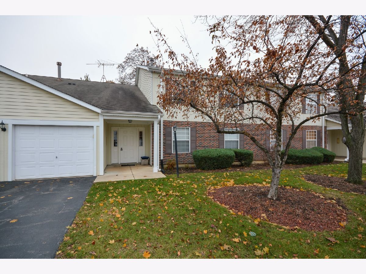 Condominiums Rented Hearthwood Farms Bartlett Illinois, 683 Greenfield