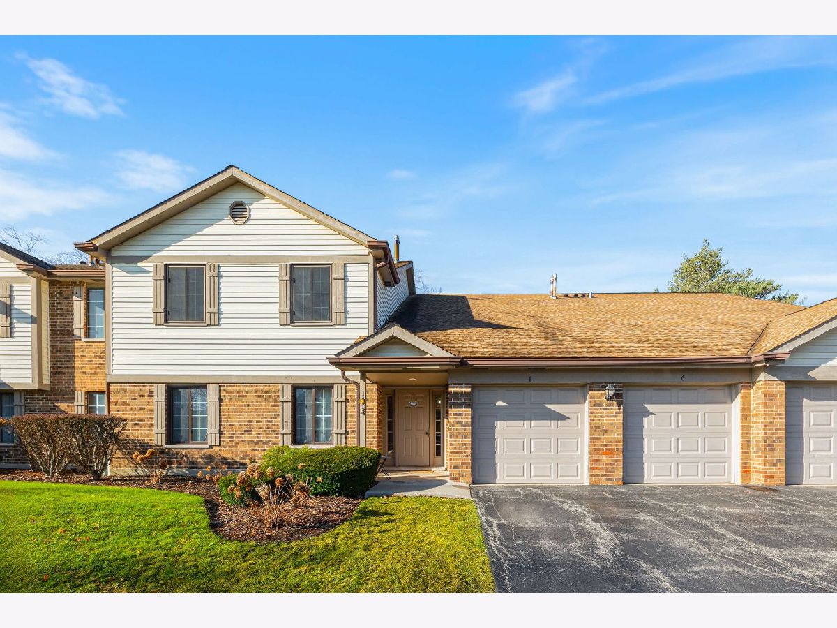 Townhomes & Condos Sold Pheasant Trail Arlington Heights Illinois, 4214 Mallard