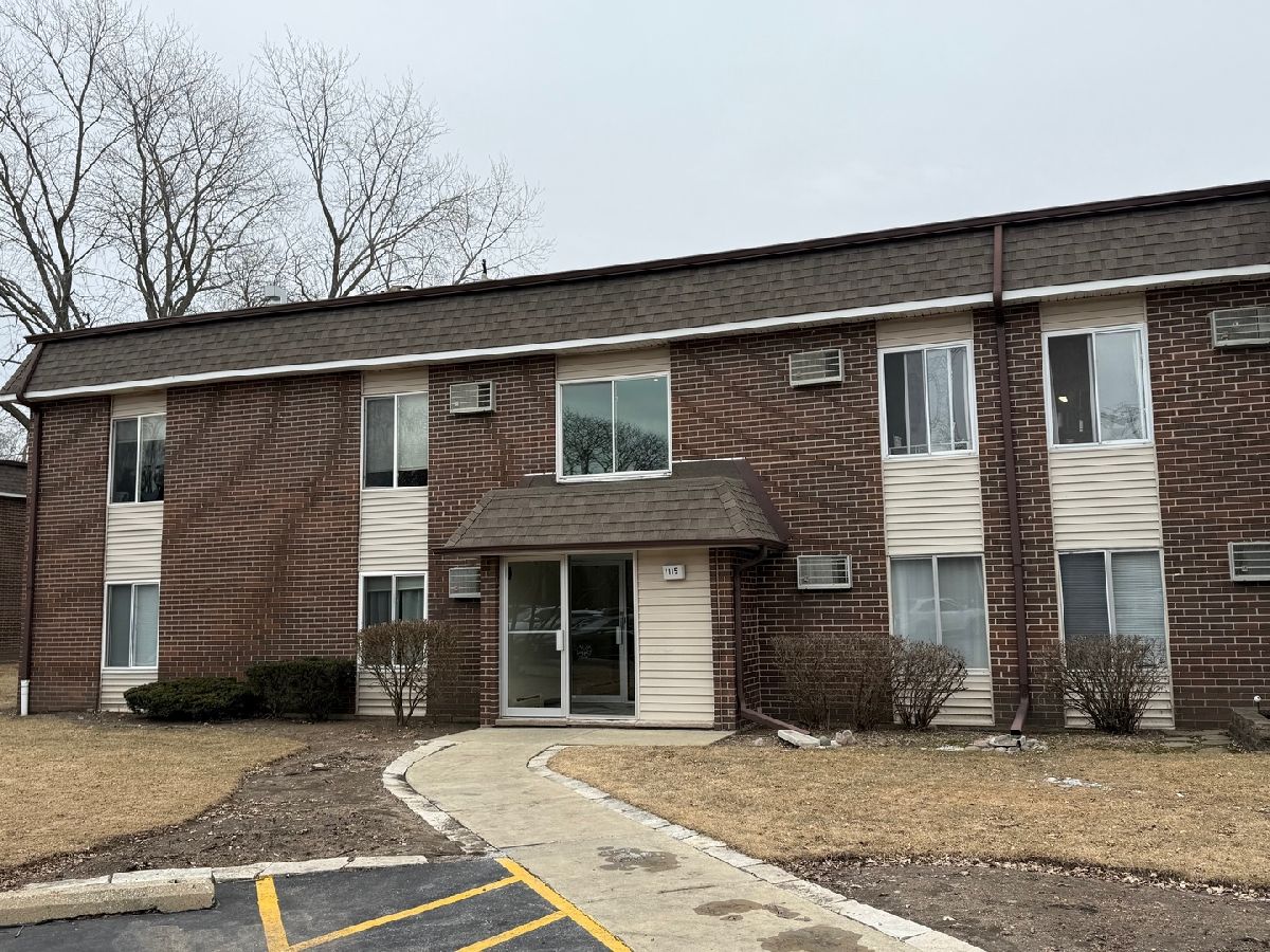 Homes & Condominiums Sold Mill Creek Buffalo Grove Illinois, 1115 Miller