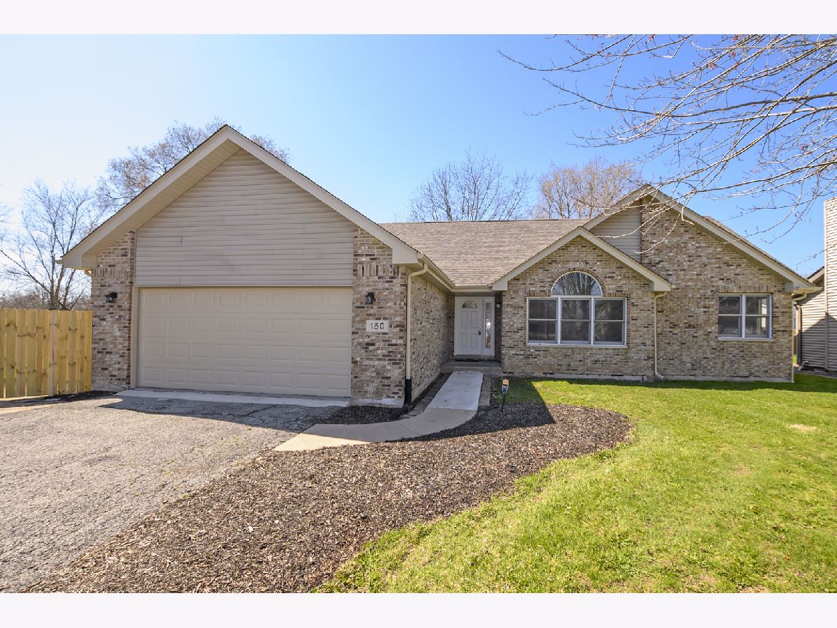 Homes & Townhomes Sold Lake Hills Steger Illinois, 150 Lake Hill