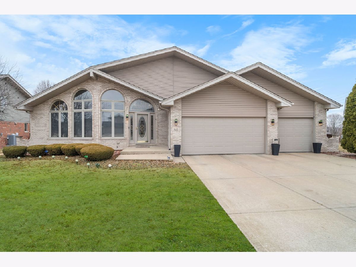 Homes & Townhomes & Condos Sold Brookside Glen Tinley Park Illinois, 8430 Horizon
