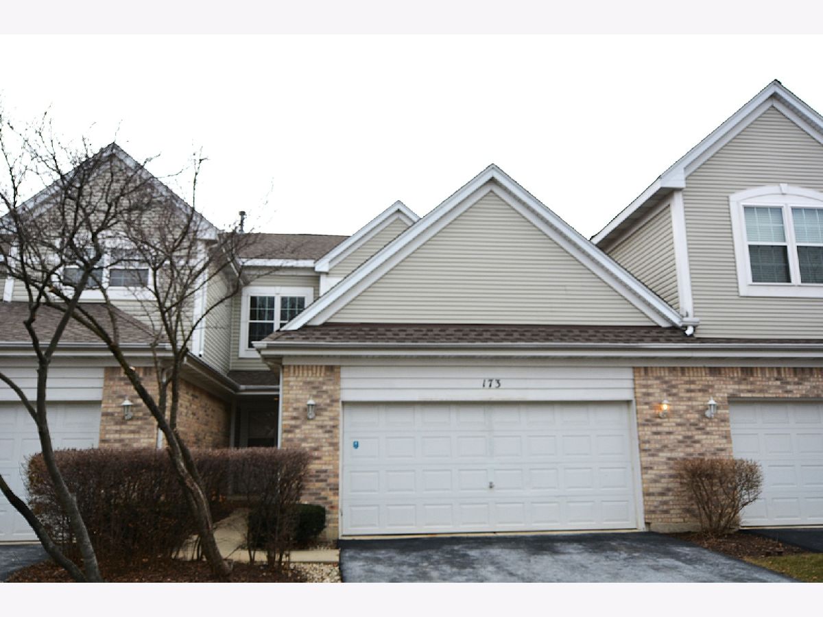 Townhomes Rented Park Place Itasca Illinois, 173 Bay