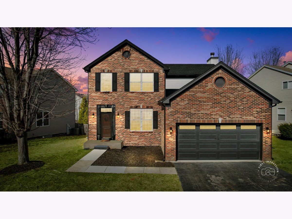 Homes Sold Amber Fields Estates Aurora Illinois, 2384 Shiloh