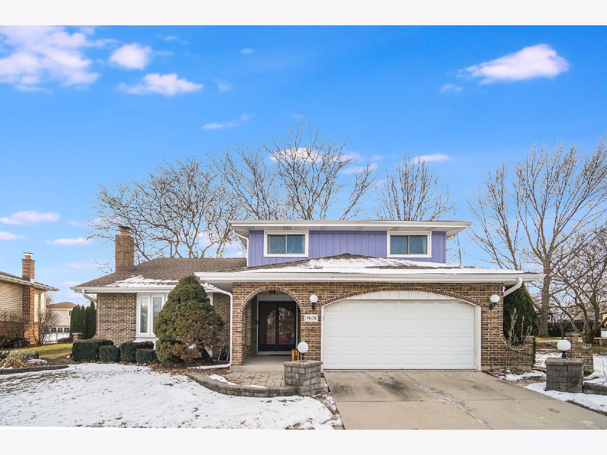 Homes & Condos & Townhomes Sold Timbers Edge Tinley Park Illinois, 17606 Rosewood