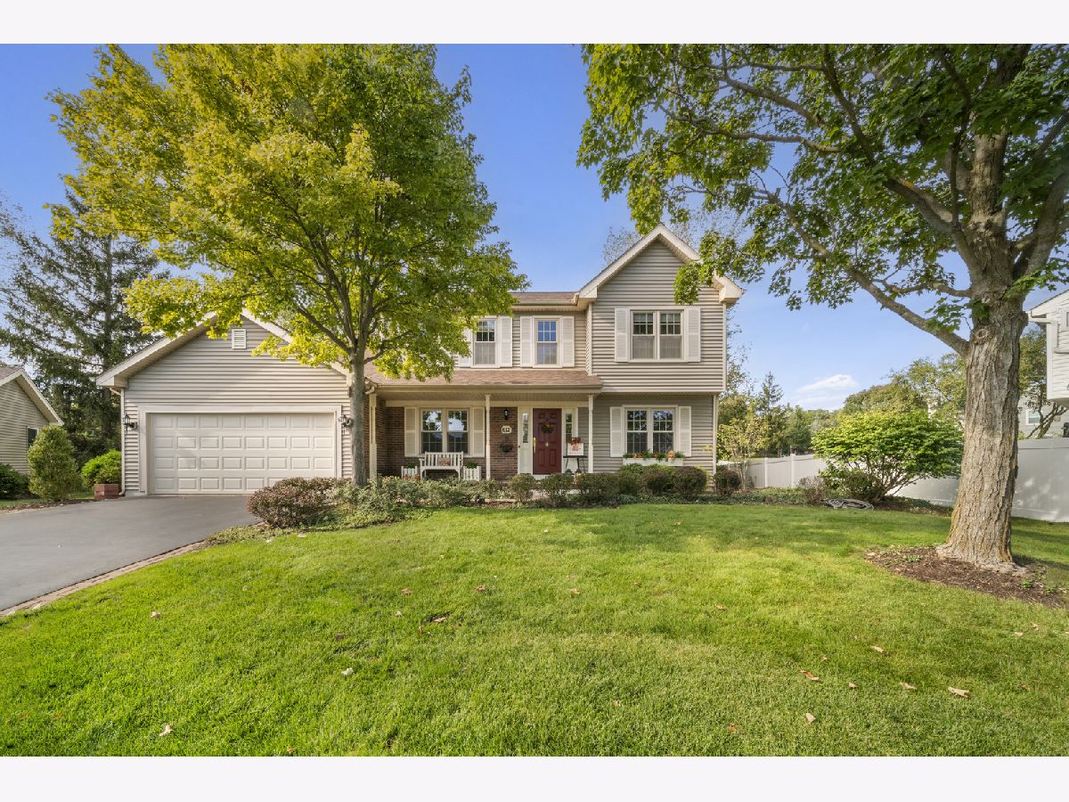 Homes Sold Braemar Barrington Illinois, 612 Braemar