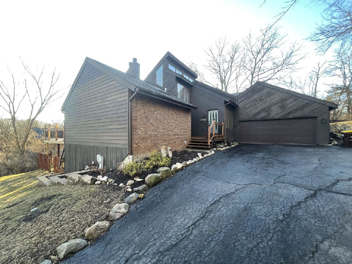 Homes Sold Westwood Lakes Estates Woodstock Illinois, 1403 Oakview