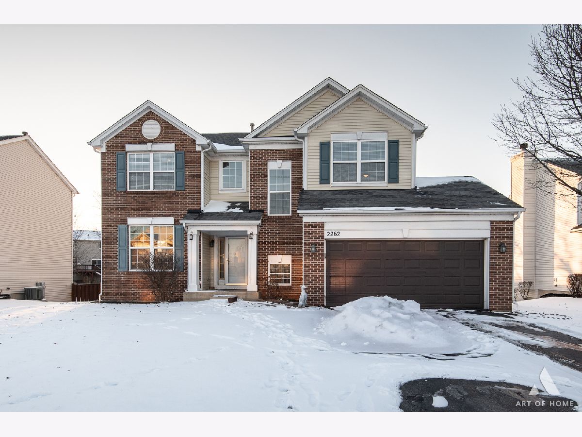 Homes & Townhomes & Condos Sold Amber Fields Aurora Illinois, 2262 Shiloh