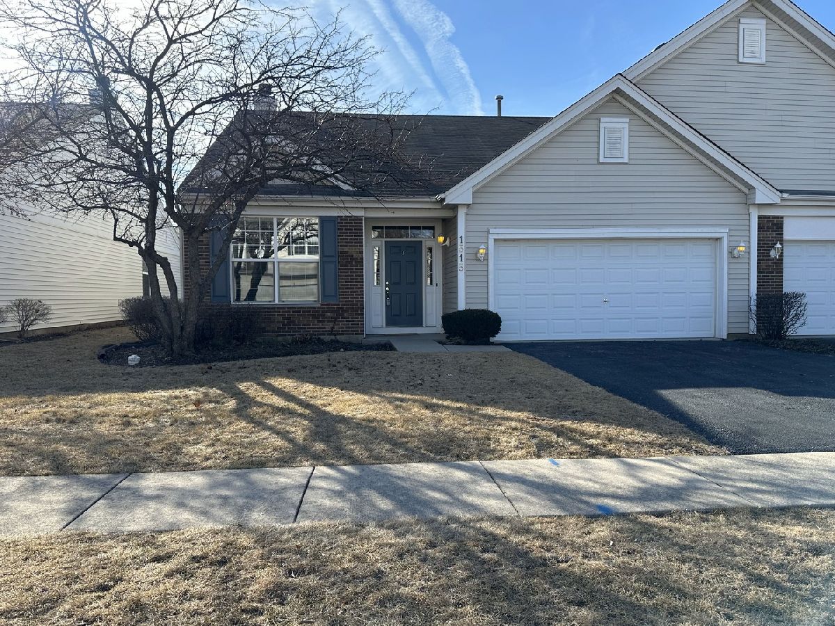  Rented Dekalb Illinois, 1515 Waterside