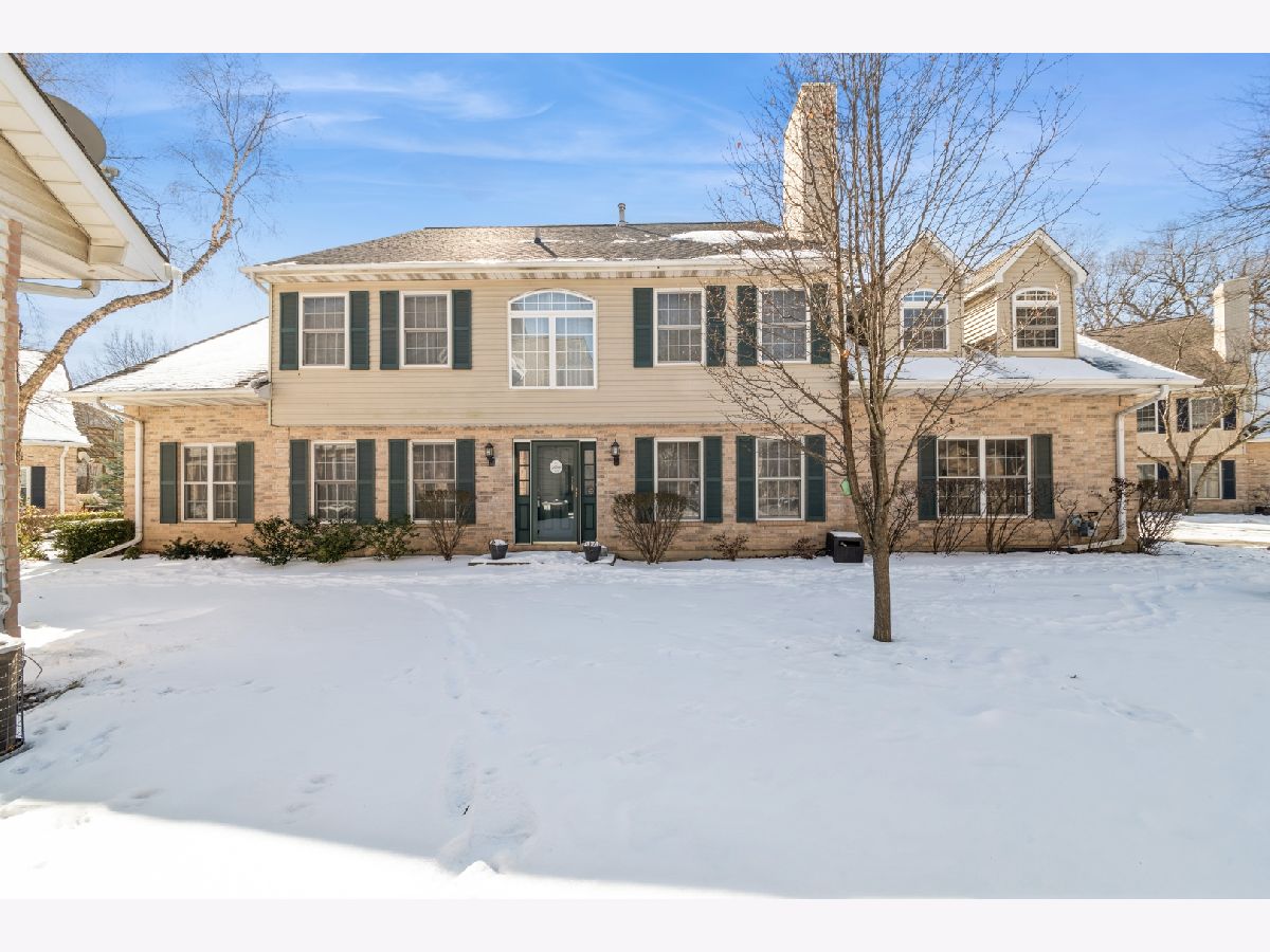 Townhomes & Condos Sold Laurel Oaks Streamwood Illinois, 1458 Laurel Oaks