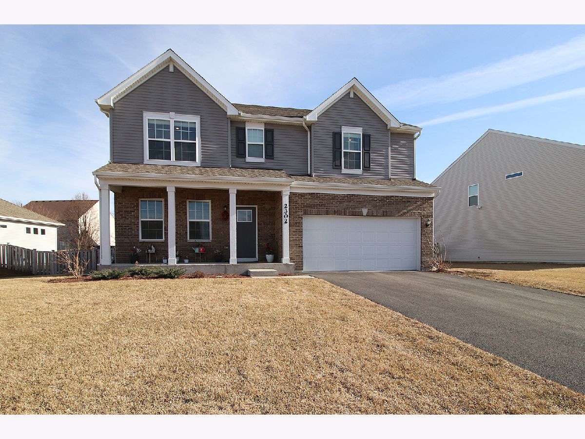 Homes & Townhomes & Condos Sold Greywall Club Joliet Illinois, 2302 Rosehall