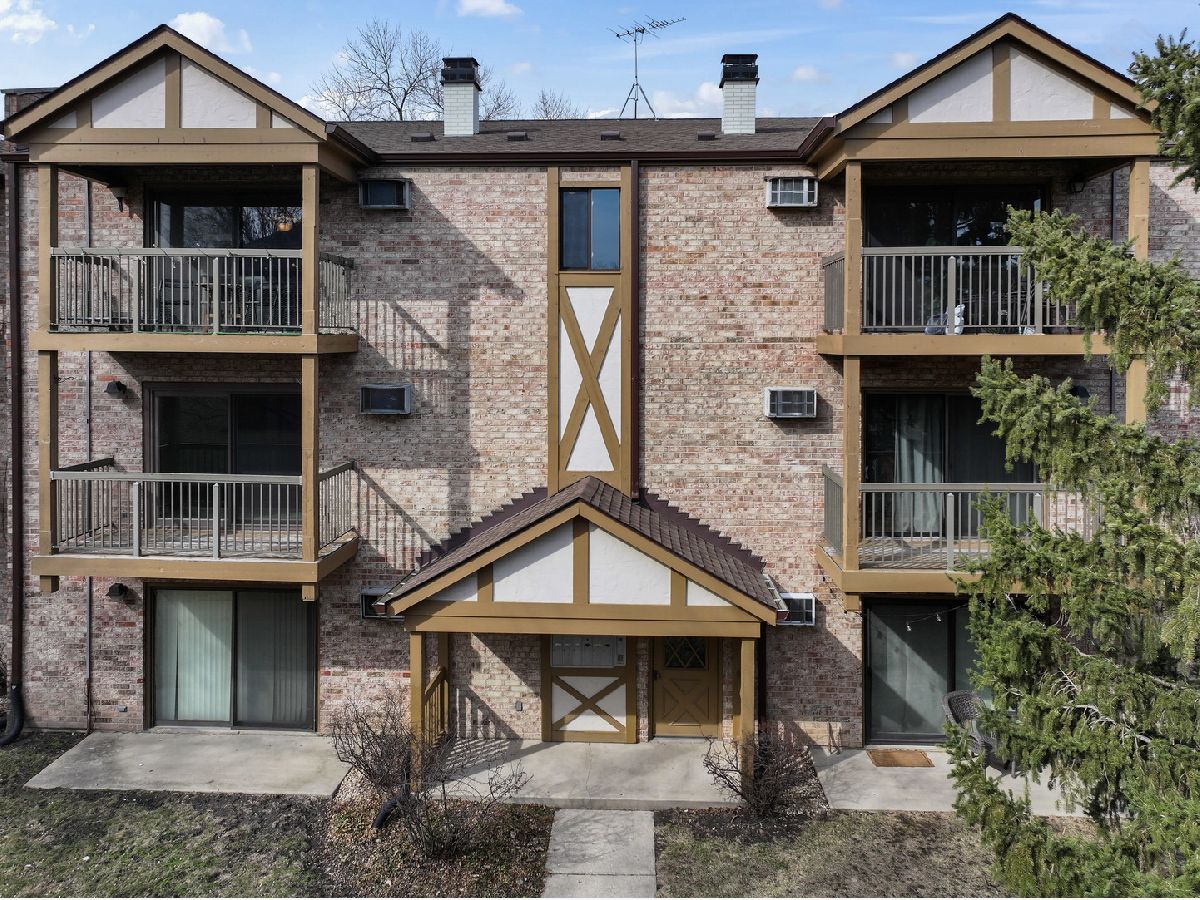 Condominiums Sold Church Creek Arlington Heights Illinois, 829 Dwyer