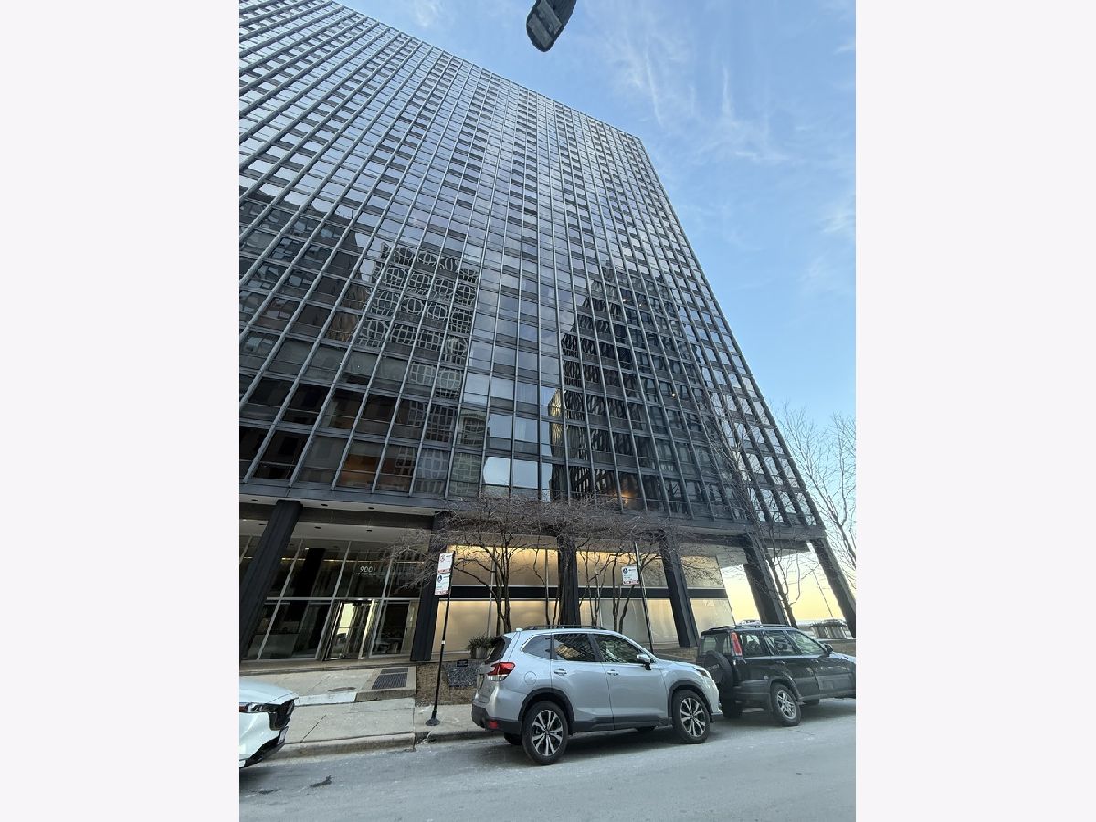 Condominiums Rented Mies Van Der Rohe Chicago Illinois