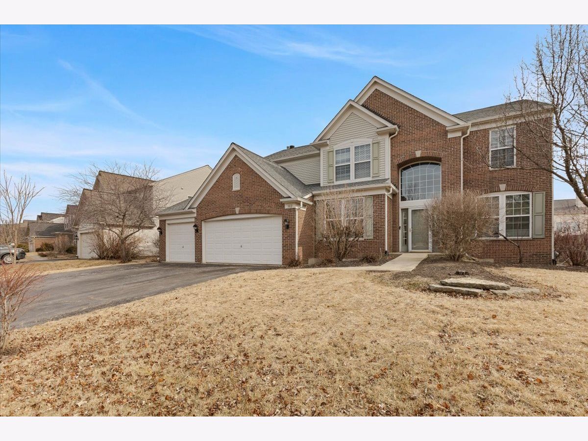 Homes Sold Links Of Augusta Village Bolingbrook Illinois, 382 Clubhouse