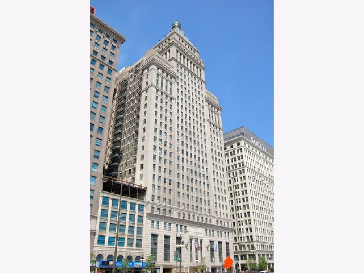  Rented Chicago Illinois, 310 Michigan