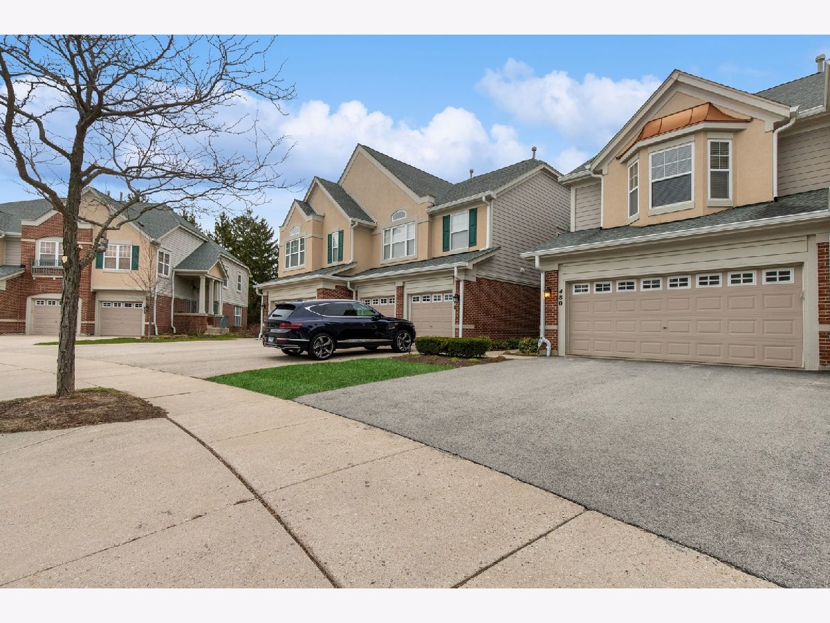 Townhomes & Condos Sold Pinehurst Vernon Hills Illinois, 480 Pine Lake