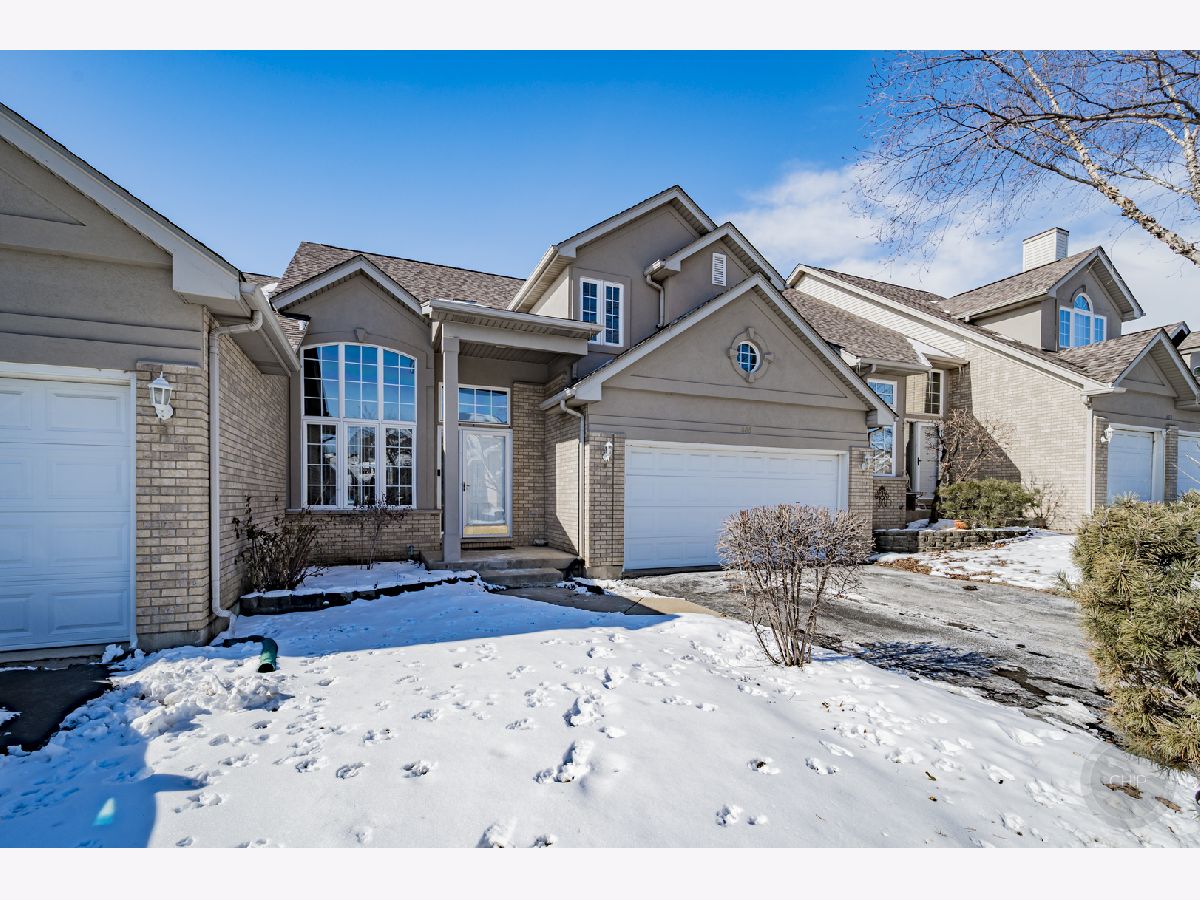 Townhomes Sold Meadowdale Estates Romeoville Illinois, 686 Meadowdale