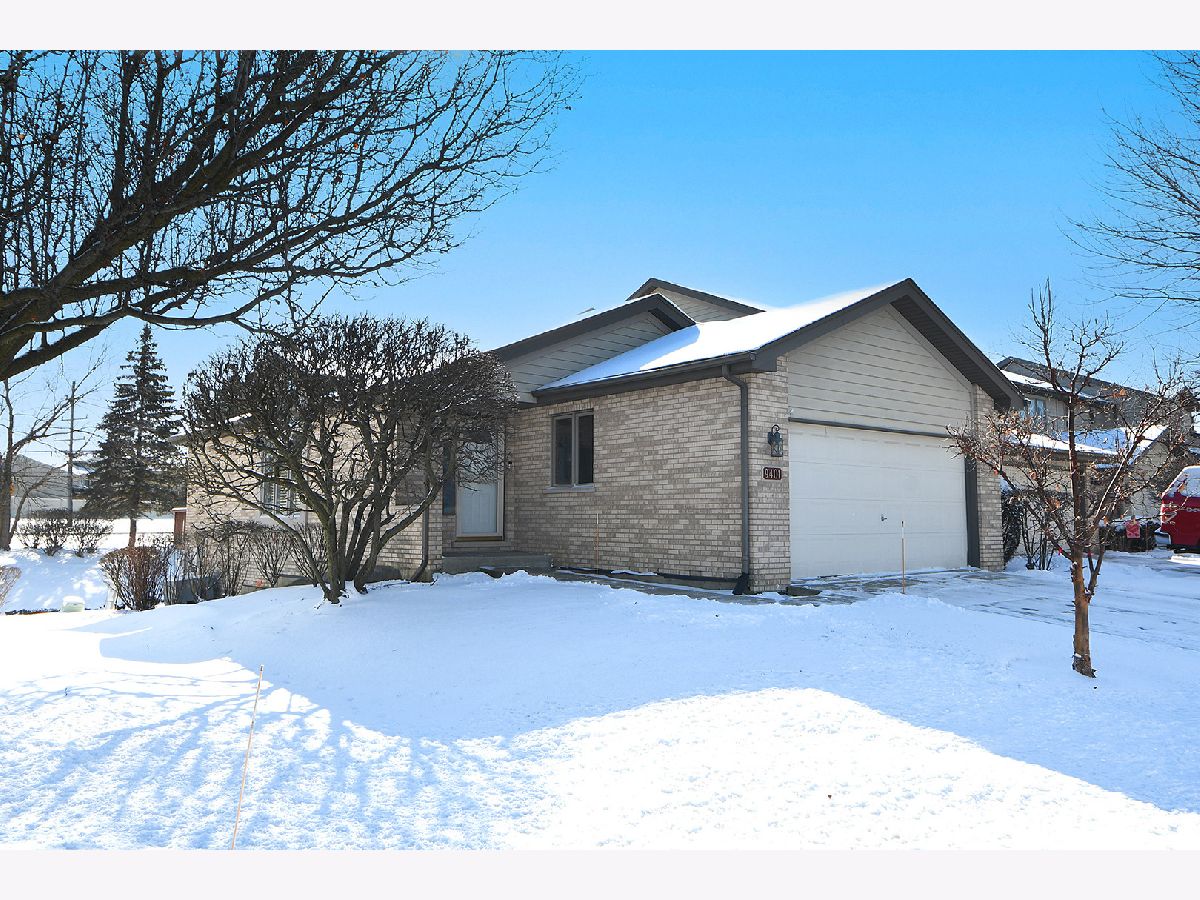 Townhomes Sold Shenandoah Townhomes Orland Park Illinois, 9401 Debbie