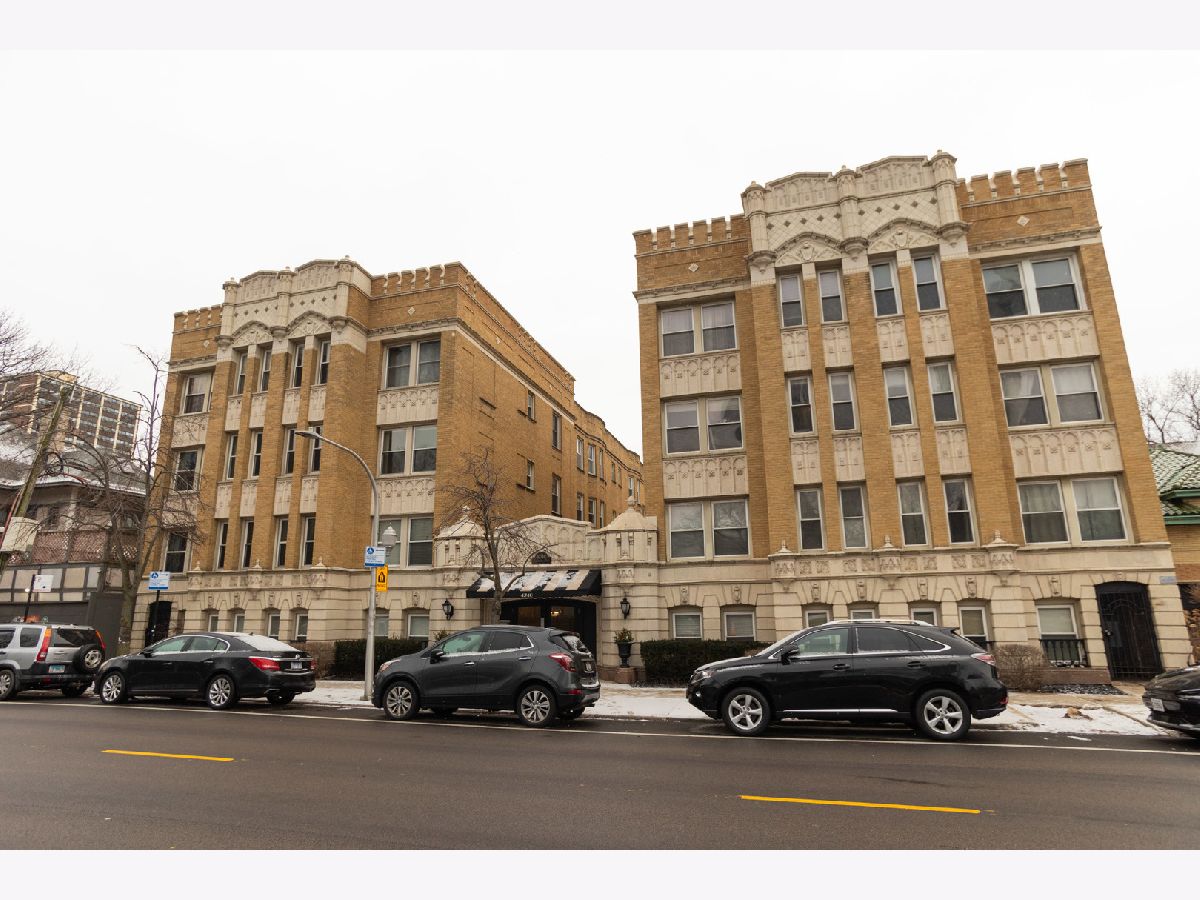Condominiums Sold Buena Landmark Condos Chicago Illinois, 4240 Clarendon